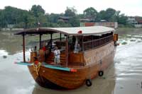 Thanatharee Rice Barge